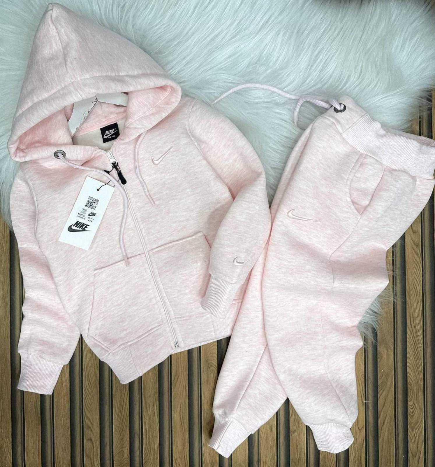 viber_image_2024-11-14_21-30-04-822 Детски комплект NIKE - Image 1