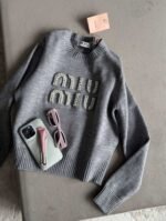 Дамска блуза фино плетиво MIU MIU в три цвята - Image 2