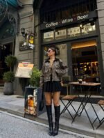 Пролетно яке в тигров десен