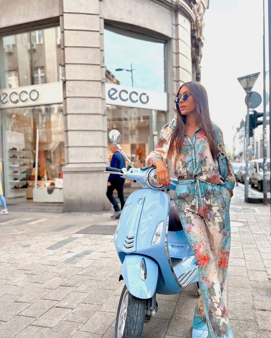 viber_image_2025-04-08_19-37-48-666 Луксозен комплект Shadows of Dawn - Image 1