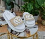 Дамски чехли VALENTINO