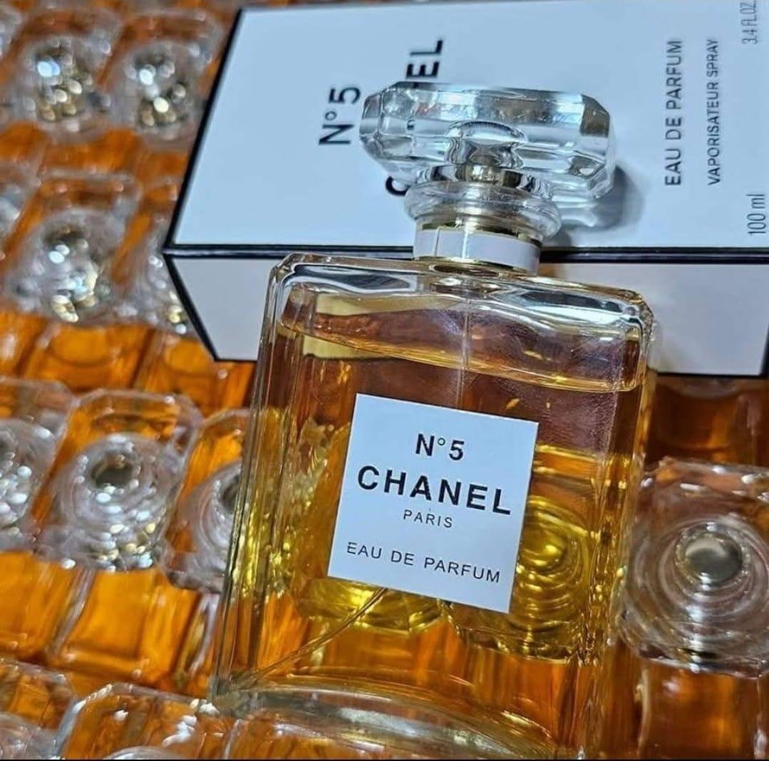 IMG-7cf6c1095c728fa5ea2b41f4d558f207-V Парфюм CNL 5 - Image 1